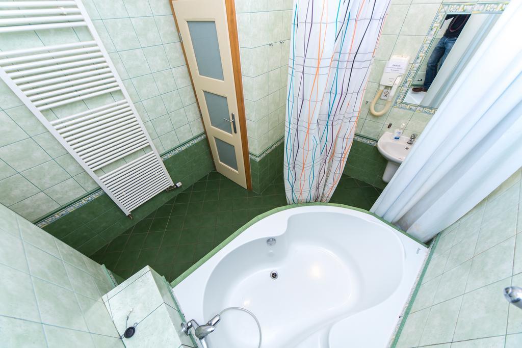 Hostel Mango Prag Eksteriør billede